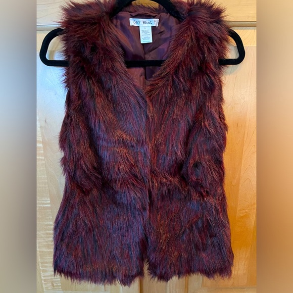 Marbled Faux Fur Vest - Picture 2 of 4